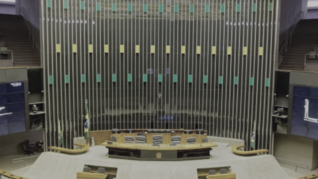 Câmara dos Deputados aprova o primeiro projeto de regulamentação da reforma tributária. 